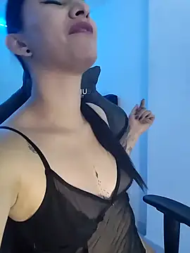 Fleurmeyer79 online show from December 2024 02:22:01 PM