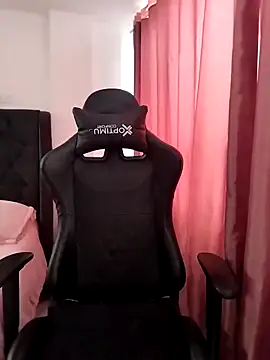 Fleurmeyer79 online show from February 2025 04:45:02 PM