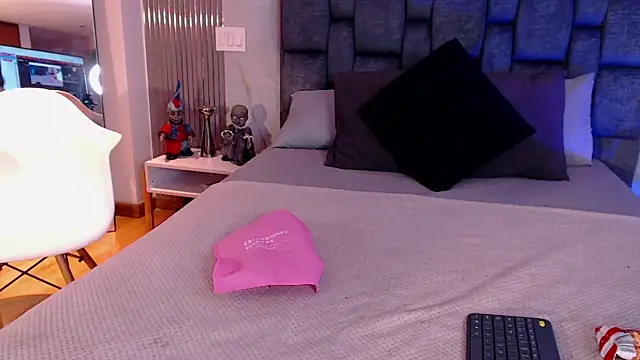 WildyTemping online show from October 2025 07:36:02 PM