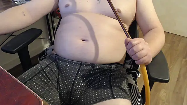 Snapshot of sweetsmile93 chatting on December 2024 10:52:01 PM sweetsmile93 online show from December 2024 10:52:01 PM