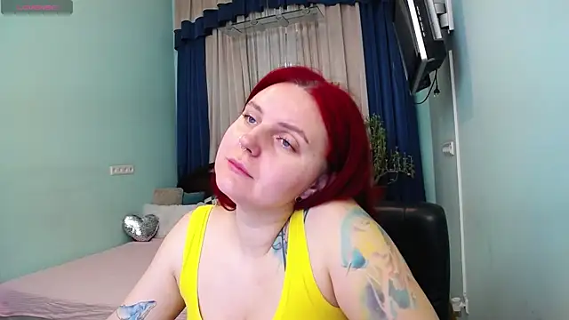 Snapshot of NikaLee chatting on March 2025 07:57:01 AM NikaLee online show from March 2025 07:57:01 AM