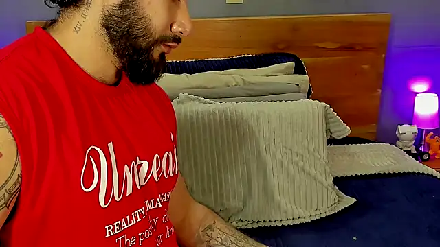 Snapshot of Prometeo-grizzly chatting on December 2025 06:18:01 AM Prometeo-grizzly online show from December 2025 06:18:01 AM