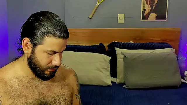 Snapshot of Prometeo-grizzly chatting on December 2025 06:52:01 AM Prometeo-grizzly online show from December 2025 06:52:01 AM