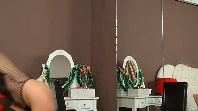 KylieLipa online show from January 2025 09:25:02 PM