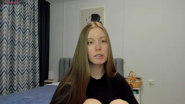 Snapshot of Peggy_Beauty chatting on March 2025 07:26:02 PM Peggy Beauty online show from March 2025 07:26:02 PM