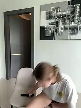 Snapshot of Nura_n_Sarah chatting on December 2024 07:58:02 AM Nura n Sarah online show from December 2024 07:58:02 AM