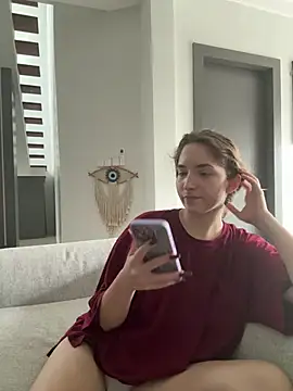 Snapshot of Nura_n_Sarah chatting on January 2025 05:58:01 AM Nura n Sarah online show from January 2025 05:58:01 AM