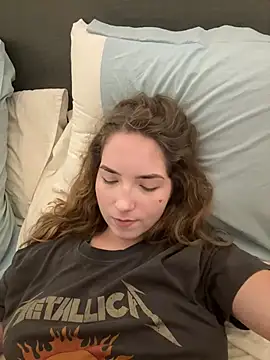 Snapshot of Nura_n_Sarah chatting on March 2025 05:08:02 AM Nura n Sarah online show from March 2025 05:08:02 AM