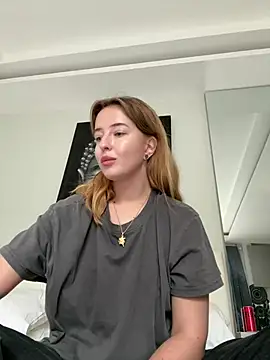 Snapshot of Nura_n_Sarah chatting on March 2025 06:49:02 AM Nura n Sarah online show from March 2025 06:49:02 AM