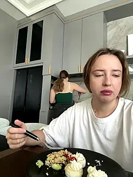 Snapshot of Nura_n_Sarah chatting on October 2025 03:46:02 AM Nura n Sarah online show from October 2025 03:46:02 AM