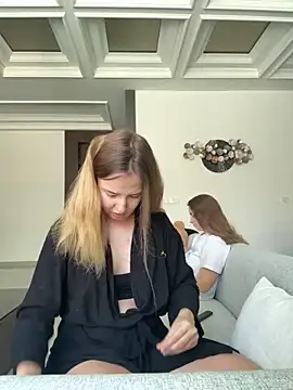 Snapshot of Nura_n_Sarah chatting on October 2025 03:53:01 AM Nura n Sarah online show from October 2025 03:53:01 AM