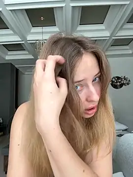 Snapshot of Nura_n_Sarah chatting on October 2025 04:07:02 AM Nura n Sarah online show from October 2025 04:07:02 AM