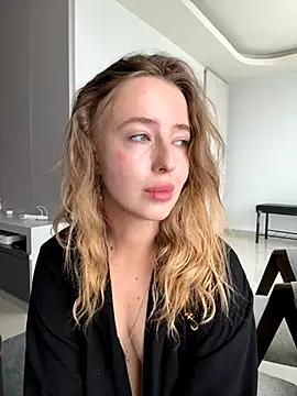 Snapshot of Nura_n_Sarah chatting on November 2025 03:20:02 AM Nura n Sarah online show from November 2025 03:20:02 AM