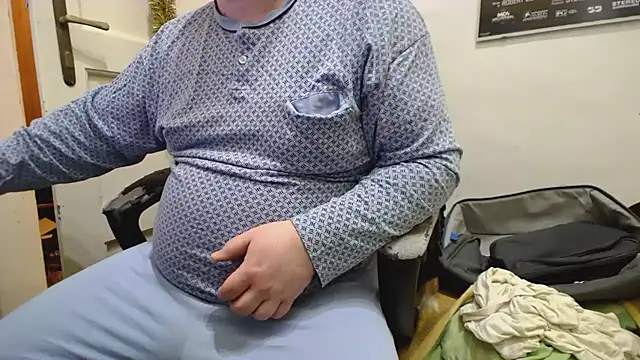 tipko123 online show from February 2025 06:31:02 PM