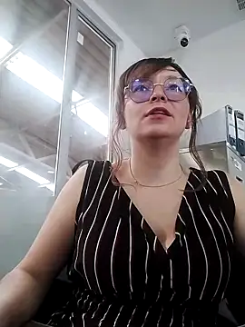 Snapshot of ERIS666 chatting on March 2025 04:20:02 PM ERIS666 online show from March 2025 04:20:02 PM