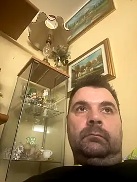 h4cAlex online show from November 2025 06:20:01 PM