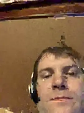 slutboy42000 online show from April 2026 07:11:02 PM