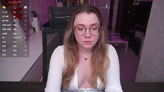 RemyCute online show from June 2026 02:22:01 PM