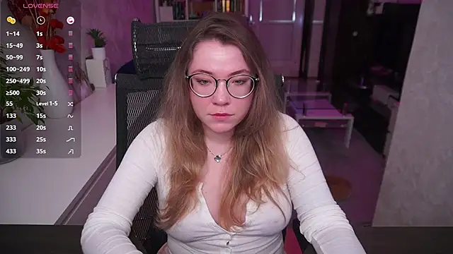 RemyCute online show from June 2026 11:14:01 AM