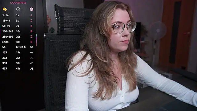 RemyCute online show from July 2026 10:32:02 AM