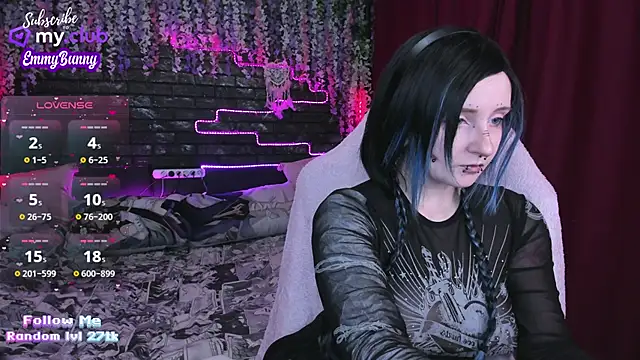 Snapshot of EmmyBunny chatting on February 2025 03:18:02 PM EmmyBunny online show from February 2025 03:18:02 PM