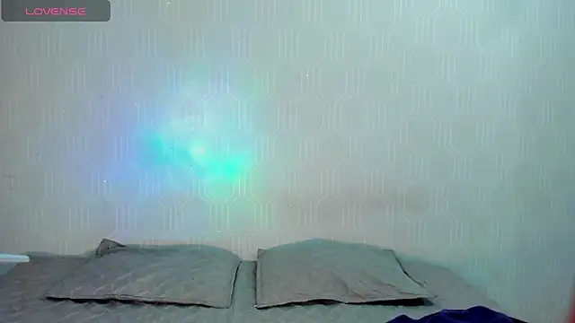 Snapshot of TATIANA_LOPEZ19 chatting on September 2025 08:42:01 PM TATIANA LOPEZ19 online show from September 2025 08:42:01 PM