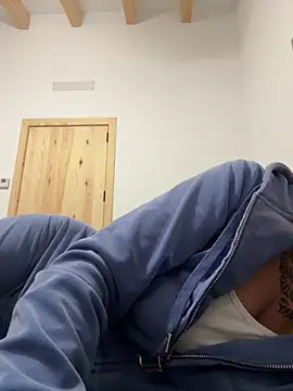 Lara-CumKitten online show from February 2025 08:38:02 PM