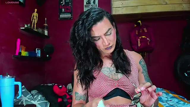 dariell smokesexx online show from October 2025 08:56:01 AM