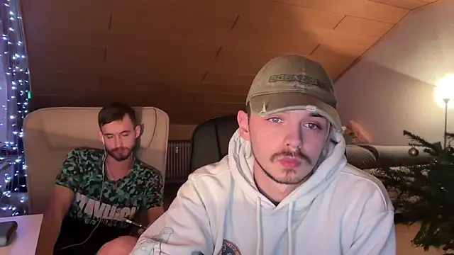 Snapshot of naked_psy chatting on January 2025 12:27:01 AM naked psy online show from January 2025 12:27:01 AM