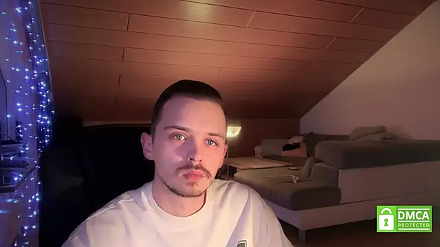 Snapshot of naked_psy chatting on February 2025 12:02:01 AM naked psy online show from February 2025 12:02:01 AM