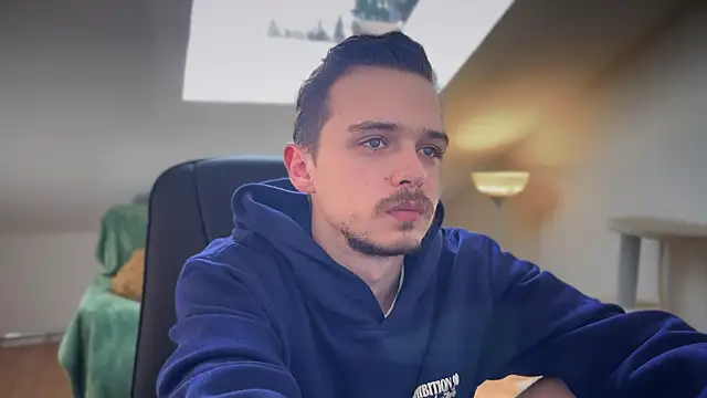 Snapshot of naked_psy chatting on March 2025 12:09:02 PM naked psy online show from March 2025 12:09:02 PM