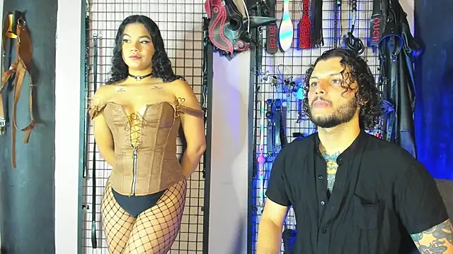 Snapshot of Twisted_Fantasy chatting on February 2025 12:36:02 PM Twisted Fantasy online show from February 2025 12:36:02 PM