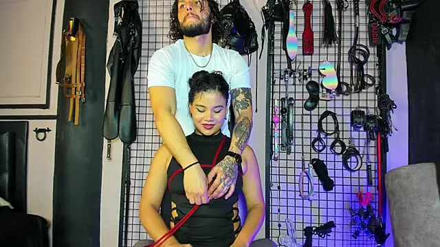 Snapshot of Twisted_Fantasy chatting on February 2025 03:16:01 PM Twisted Fantasy online show from February 2025 03:16:01 PM