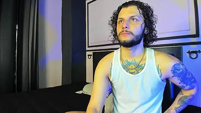 Snapshot of Twisted_Fantasy chatting on February 2025 12:36:01 PM Twisted Fantasy online show from February 2025 12:36:01 PM