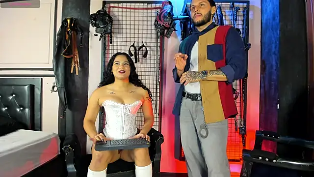 Snapshot of Twisted_Fantasy chatting on October 2025 04:23:02 AM Twisted Fantasy online show from October 2025 04:23:02 AM