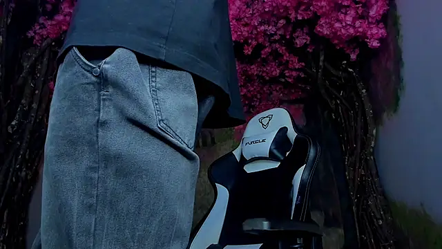 alexgiraldo  online show from January 2025 02:26:01 PM