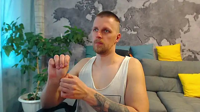 Snapshot of VikingChrisss chatting on May 2026 09:14:01 AM VikingChrisss online show from May 2026 09:14:01 AM
