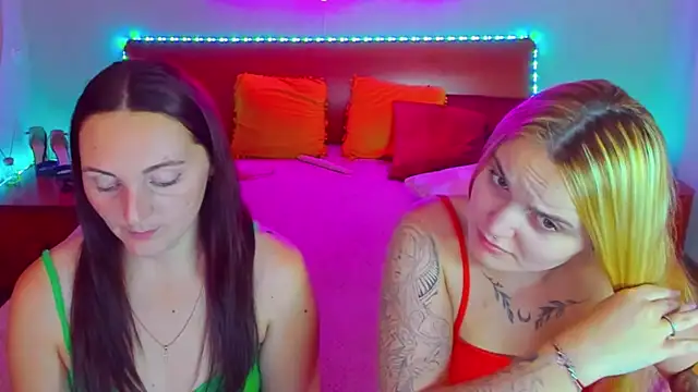 Snapshot of MagicEyess chatting on December 2024 11:13:01 AM MagicEyess online show from December 2024 11:13:01 AM