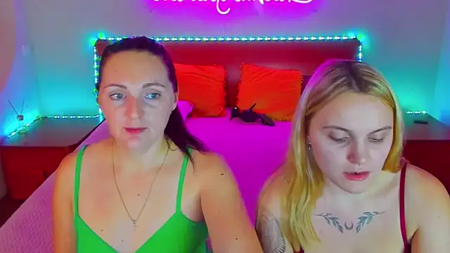 Snapshot of MagicEyess chatting on December 2024 05:21:02 PM MagicEyess online show from December 2024 05:21:02 PM