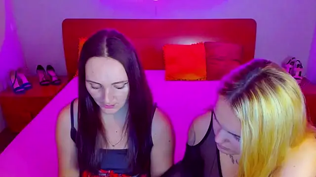 Snapshot of MagicEyess chatting on December 2024 11:06:02 AM MagicEyess online show from December 2024 11:06:02 AM