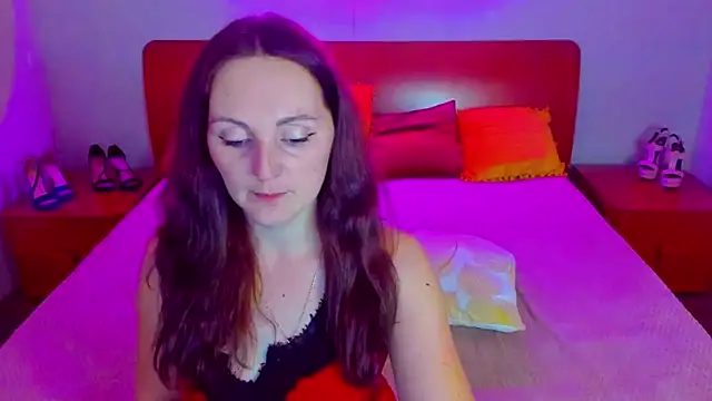 Snapshot of MagicEyess chatting on December 2024 03:37:02 PM MagicEyess online show from December 2024 03:37:02 PM