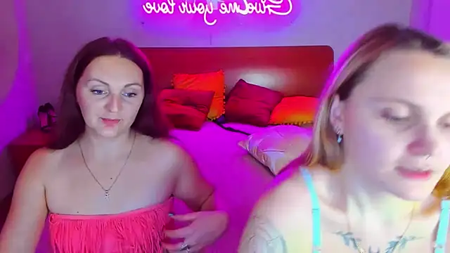 Snapshot of MagicEyess chatting on January 2025 10:34:02 AM MagicEyess online show from January 2025 10:34:02 AM