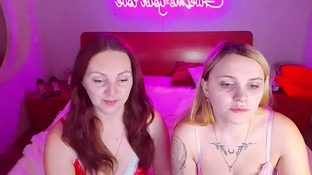 Snapshot of MagicEyess chatting on February 2025 06:54:01 AM MagicEyess online show from February 2025 06:54:01 AM