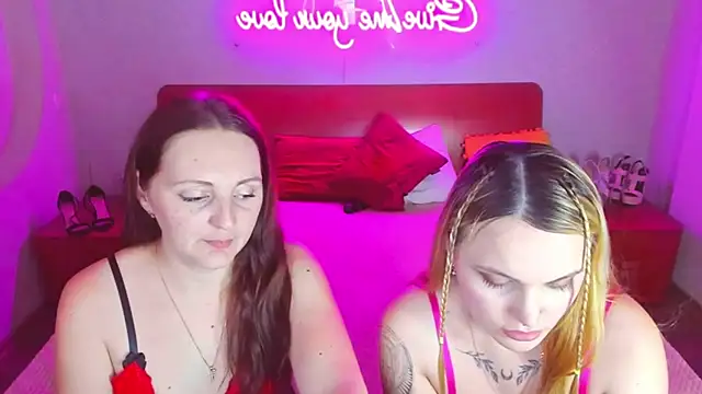 Snapshot of MagicEyess chatting on February 2025 11:21:01 AM MagicEyess online show from February 2025 11:21:01 AM