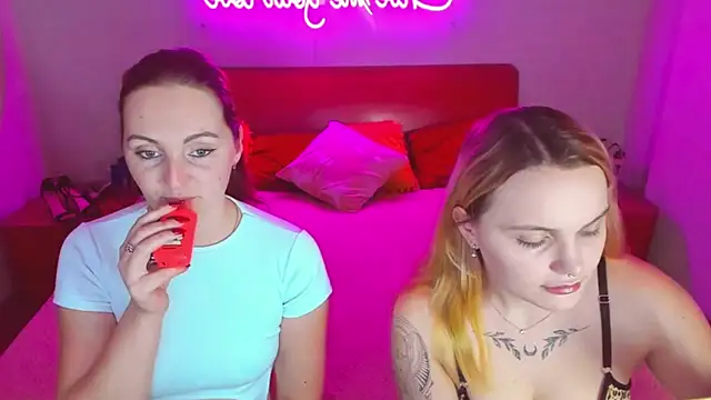 Snapshot of MagicEyess chatting on February 2025 07:20:01 AM MagicEyess online show from February 2025 07:20:01 AM