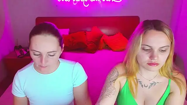 Snapshot of MagicEyess chatting on March 2025 07:21:02 AM MagicEyess online show from March 2025 07:21:02 AM