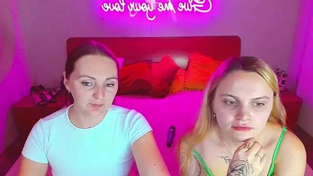 Snapshot of MagicEyess chatting on March 2025 10:45:02 AM MagicEyess online show from March 2025 10:45:02 AM