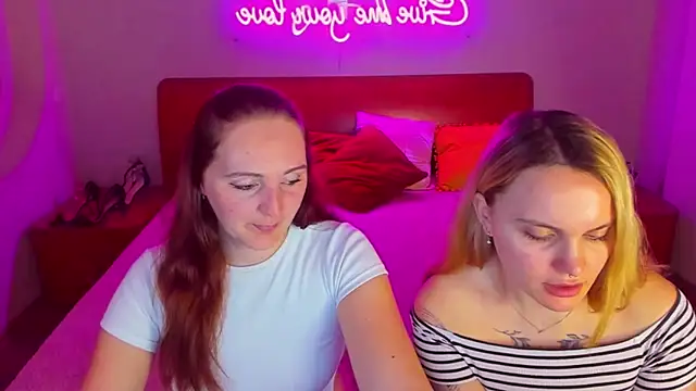 Snapshot of MagicEyess chatting on March 2025 07:26:02 AM MagicEyess online show from March 2025 07:26:02 AM