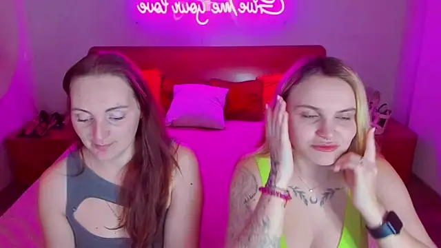 Snapshot of MagicEyess chatting on March 2025 07:33:02 AM MagicEyess online show from March 2025 07:33:02 AM