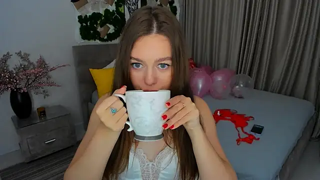 MiracleCurly online show from February 2025 10:36:01 PM